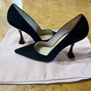 NEW Stuart Weitzman $525 Black Suede Pumps sz 6
